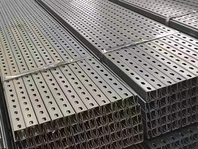 熱浸鋅光伏支架圖片2